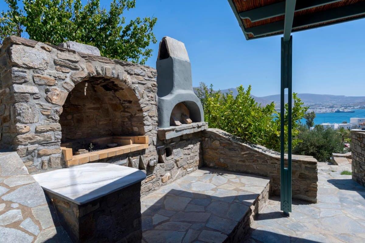 הוילה Parikia Cove Mansion מראה חיצוני תמונה